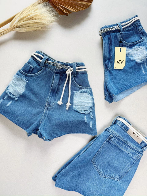 Short Jeans Feminino Cinto Cordinha Corrente Com Bolso - comprar online