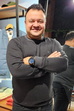 Suéter masculino de lã na internet