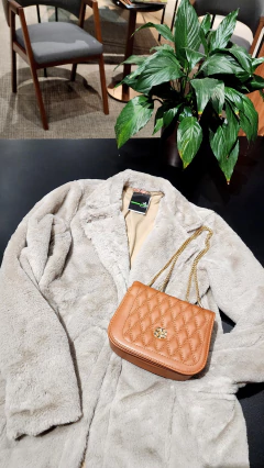 Casaco feminino de pelos ted Alaska - loja online