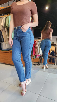 Calça Jeans Mom feminina com dois tecidos - comprar online