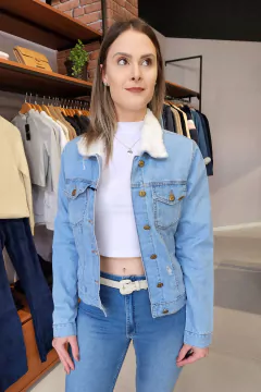 Imagem do JAQUETA jeans feminina FORRADA COM PELINHOS
