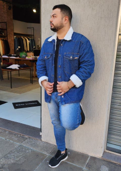 JAQUETA FORRADA COM PELOS