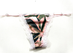 Tanga hojas rosas