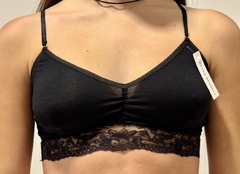 Top puntilla negro viscoza