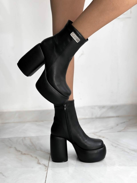 BOTAS REINA BLACK (REINAN)