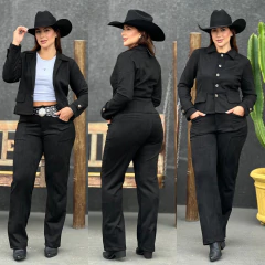 Conjunto Sago Pargo Blazer e Calça em Suede - Preto - comprar online