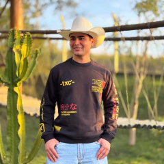 MOLETOM TXC BRAND BLACK WORDS MASC - comprar online