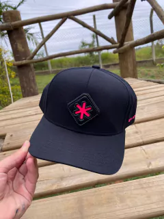 BONÉ TUFF DEEP PINK PRETO COM LOGO ROSA 7173