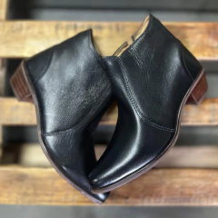 BOTA ARAGONI BICO FINO PRETA - 1710