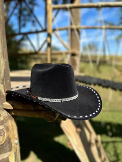 CHAPÉU CLUBE 21 CASTELA COM BANDINHA DE STRASS