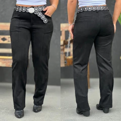 Calça Sago Pargo Reta Alfaiataria em Suede Preta - 1792 - comprar online