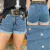 SHORTS JEANS COM DETALHE DE PEDRARIA ALIANZA