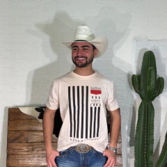 Camiseta Os Vaqueiros Masculina Estampada Bege - 26001 - comprar online