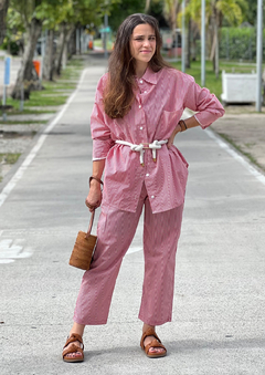 Camisa Manga Longa Oversized Listrada Vermelha e Branca - comprar online
