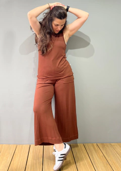 Calça Pantacourt Chocolate Ao Leite - comprar online