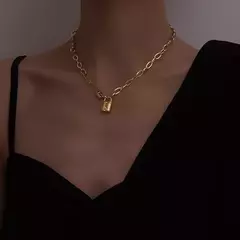 COLLAR SHALLOW GOLD - comprar online