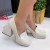 Sapato Scarpin Feminino Salto Bloco Meia Pata Suzana Santos 4266.78975 na internet