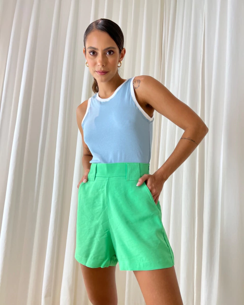 SHORT LUMI VERDE WASABI