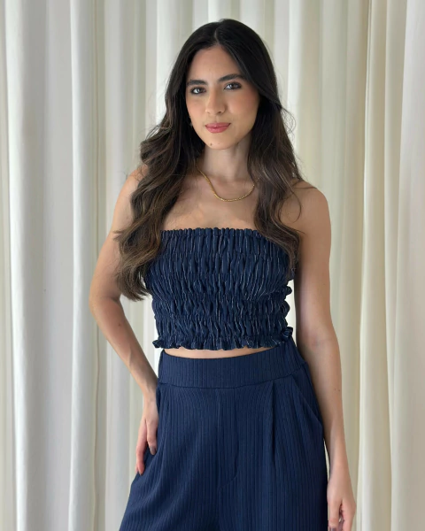 CROPPED LIA RISCA DE GIZ AZUL MARINHO