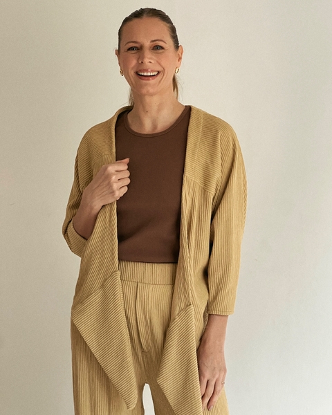 SOBREPOSIÇÃO ANNA CARAMELO