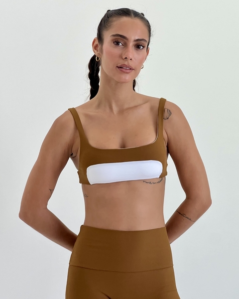 TOP ELISA MARROM & BRANCO