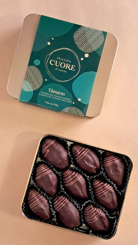 Tâmaras Recheadas com Creme de Amêndoas Cobertas com Chocolate - comprar online