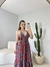 Vestido Indiano Jade Longo na Seda/Detalhes Gold/Costas Nua ( Floral Kashimir VERMELHO MÉDIO) - Melrose Brasil | Conectada com Você