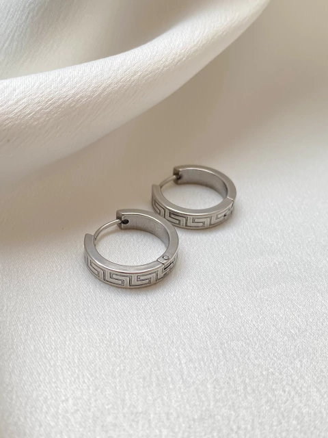 Argola Rainha Mini - comprar online