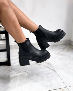 BOTAS SICILIA CUERO (SIC) en internet