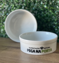 Comedouro e/ou Bebedouro de cerâmica/porcelana - 600ml - Pega na Porta