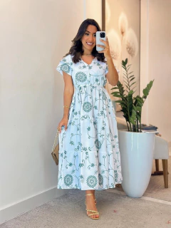 103 - Vestido Bordado | Manga Dupla - comprar online