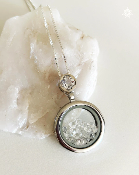 TOPÁZIO BRANCO | Relicário