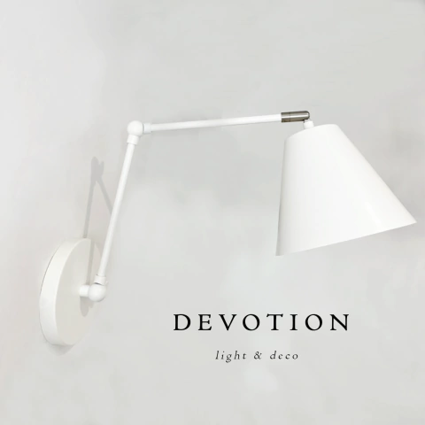 Velador de pared Blanco con interruptor de encendido y multiples movimientos.