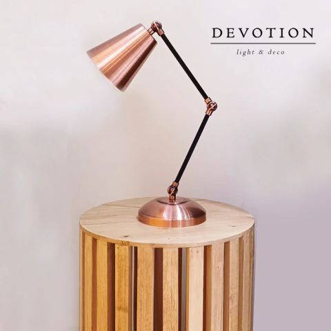 Velador para mesa de luz cobre viejo y negra con movimientos