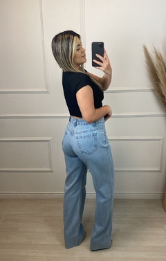 Cropped Pesponto Lily Preto - AUTHENTIC STORE LTDA