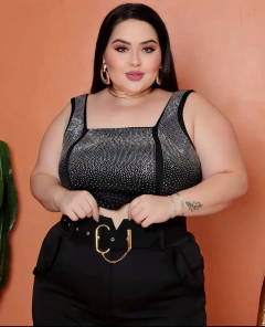 Cropped Plus Debora Preto - AUTHENTIC STORE LTDA