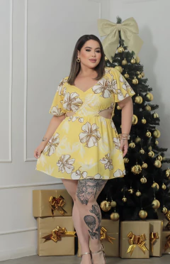 Macaquinho Plus Lidi Estampado Amarelo na internet