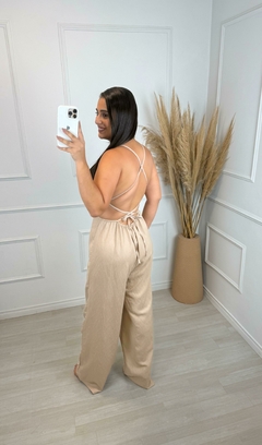 Macacão Pantalona Milla Nude na internet