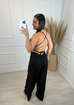 Macacão Pantalona Milla Preto na internet