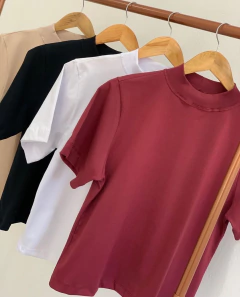 T-Shirt Gola Vanessa - AUTHENTIC STORE LTDA