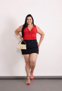 Saia Jeans Curta Plus Size Com Strass Preto na internet