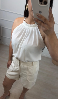 Shorts Linho Com Bolso Sobreposto Cru - AUTHENTIC STORE LTDA