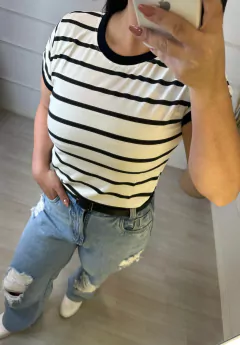 T-Shirt Off Com Listras Preta - comprar online