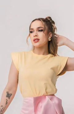 Tee Muscle Juliana Amarelo