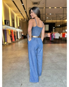 Macacao Pantalona Jeans Lia na internet