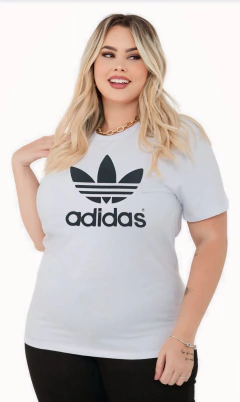 T-Shirt Plus Thais Off na internet