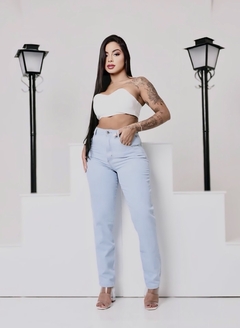 Calça Mom Virginia Jeans Claro - comprar online