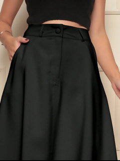 Saia Alfaiataria Melissa Preta - AUTHENTIC STORE LTDA