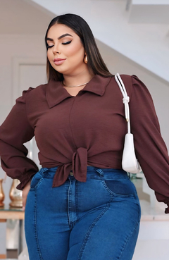 Cropped Camisa Valdete Marrom