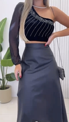 Saia Envelope Lauana Preto na internet